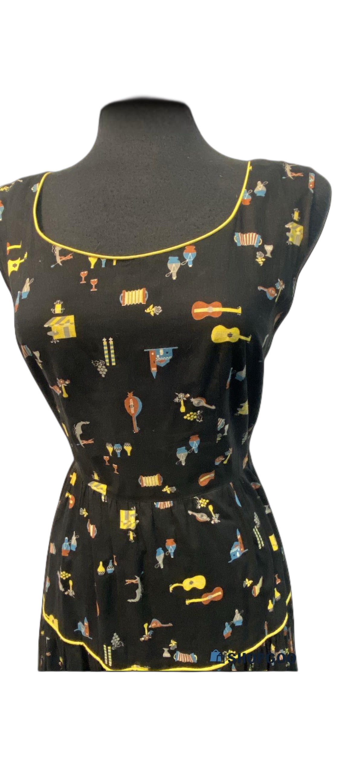 Vintage Women's Kay Whitney Black Novelty Print Dress Size S