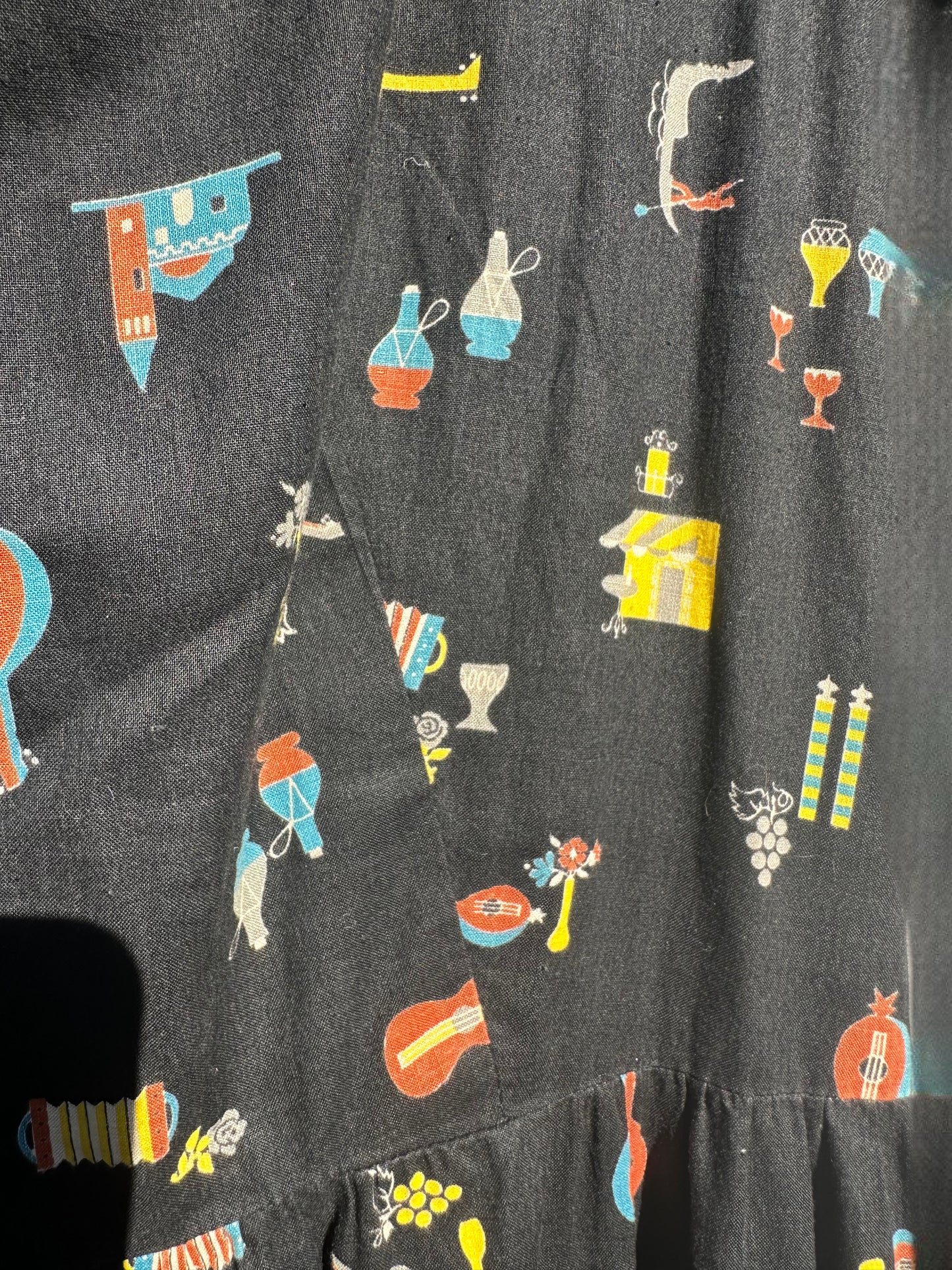 Vintage Women's Kay Whitney Black Novelty Print Dress Size S