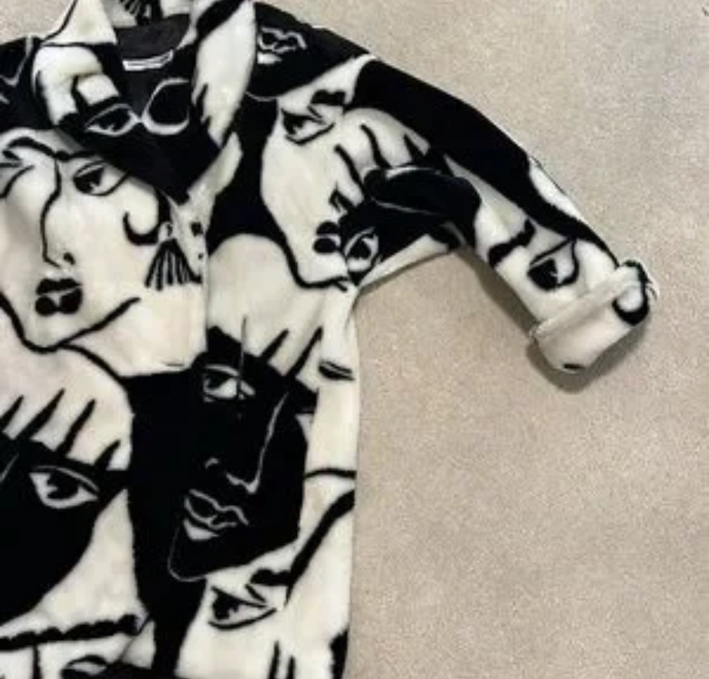 Vintage 1980's Pre-owned Regal Collection Picasso Inspired Faux Fur Coat (Med)