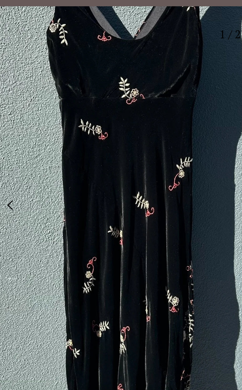Vintage Velvet Black Tea Length Garden Floral Dress
