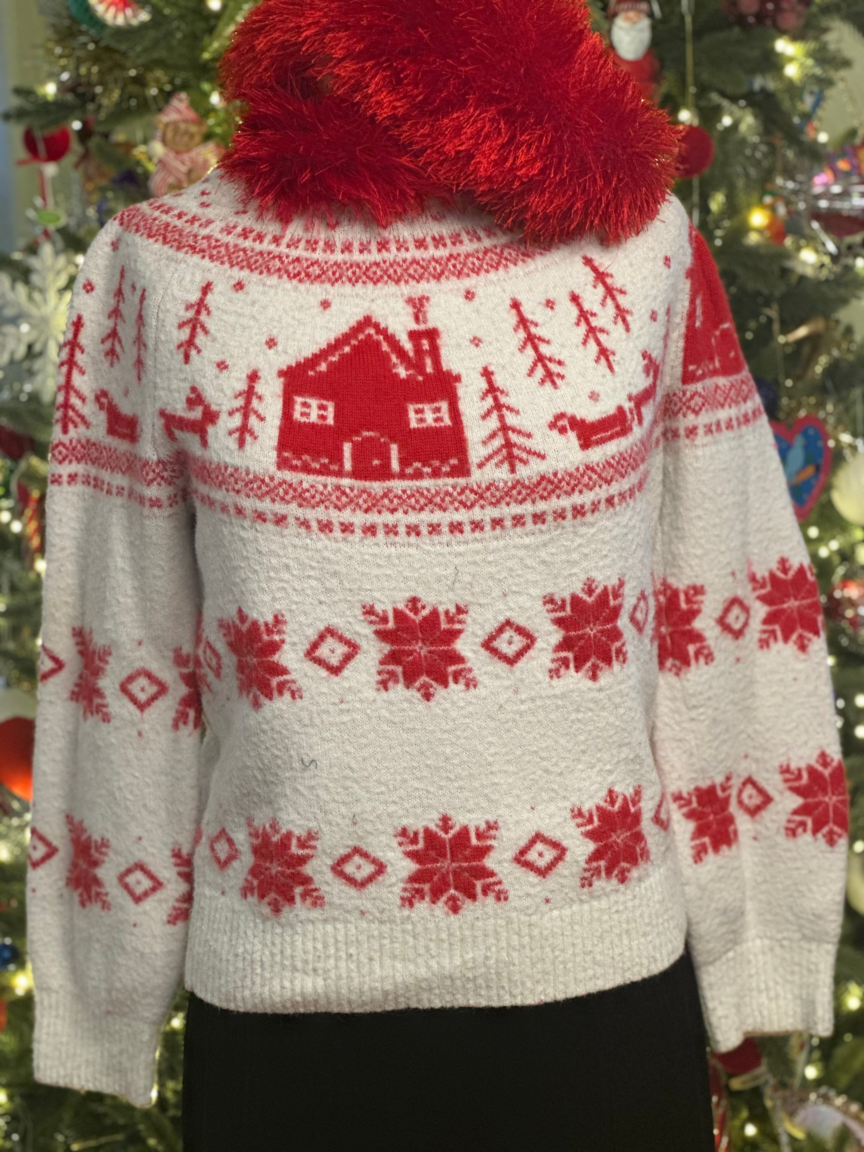 Classic Nordic Vintage Holiday Themed Sweater (M)