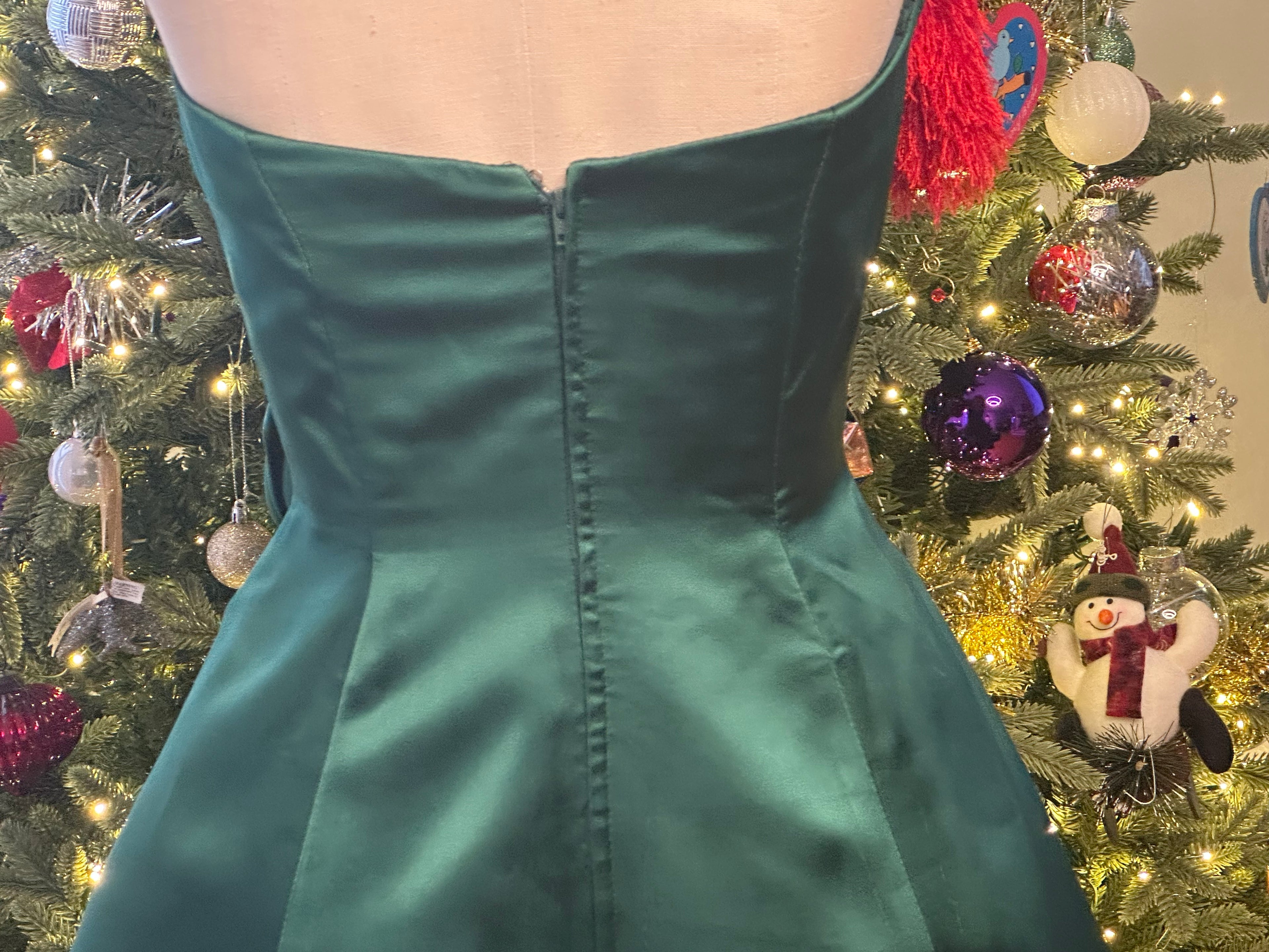 Vintage 1980's Vicky Tiel Couture Green Satin Strapless Dress with Rosette