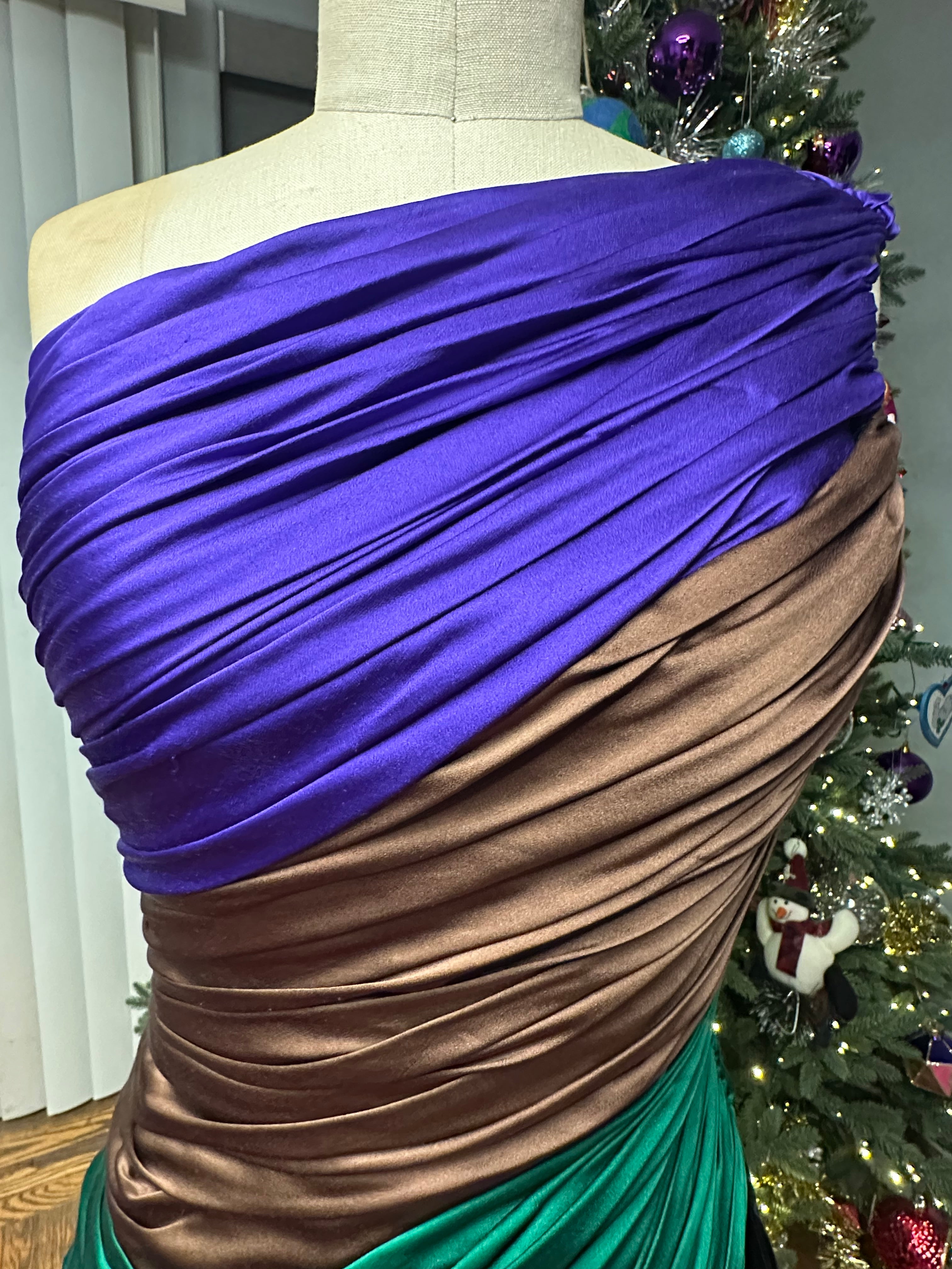 Vintage La Femme tri color gown