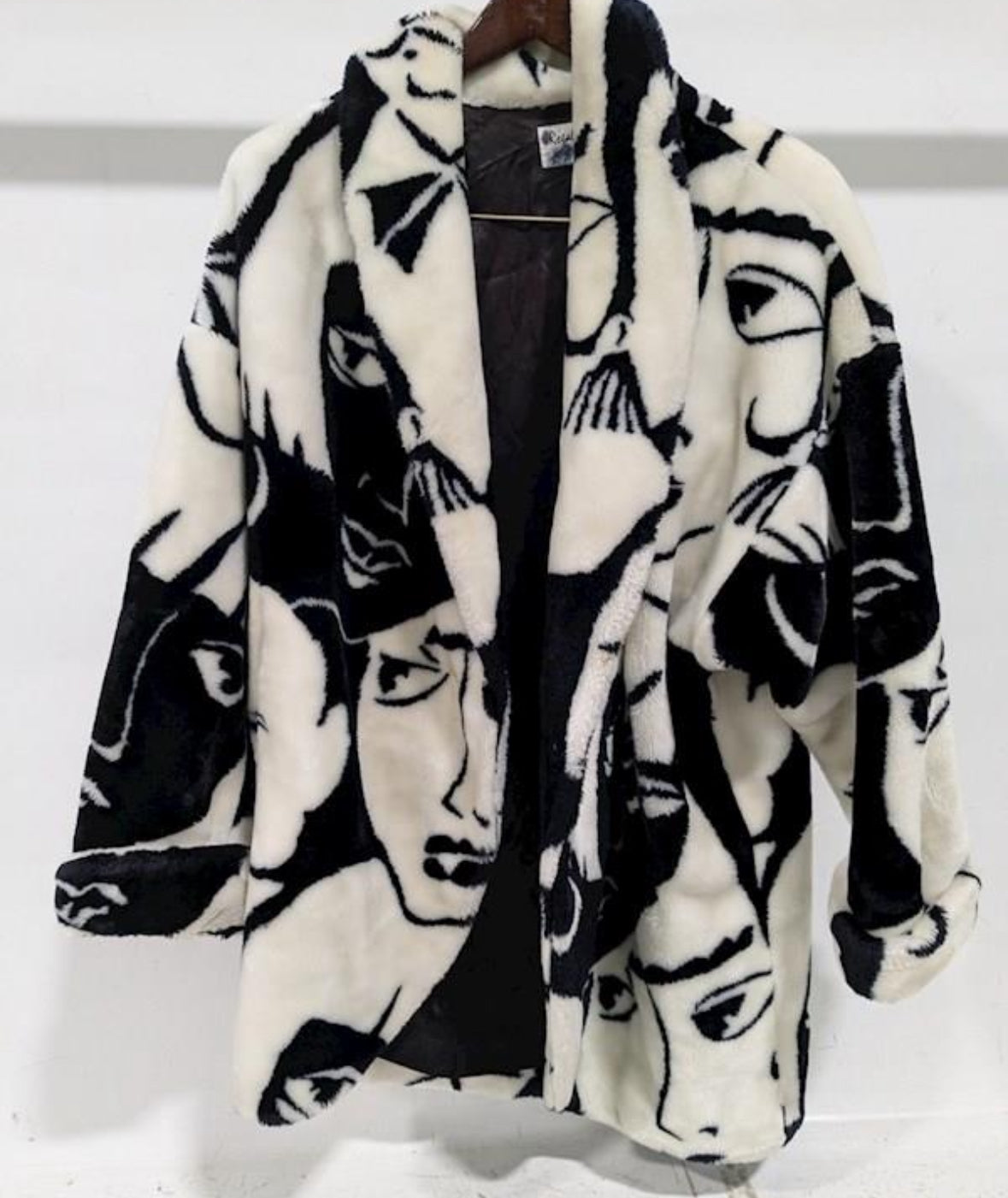 Vintage 1980's Pre-owned Regal Collection Picasso Inspired Faux Fur Coat (Med)